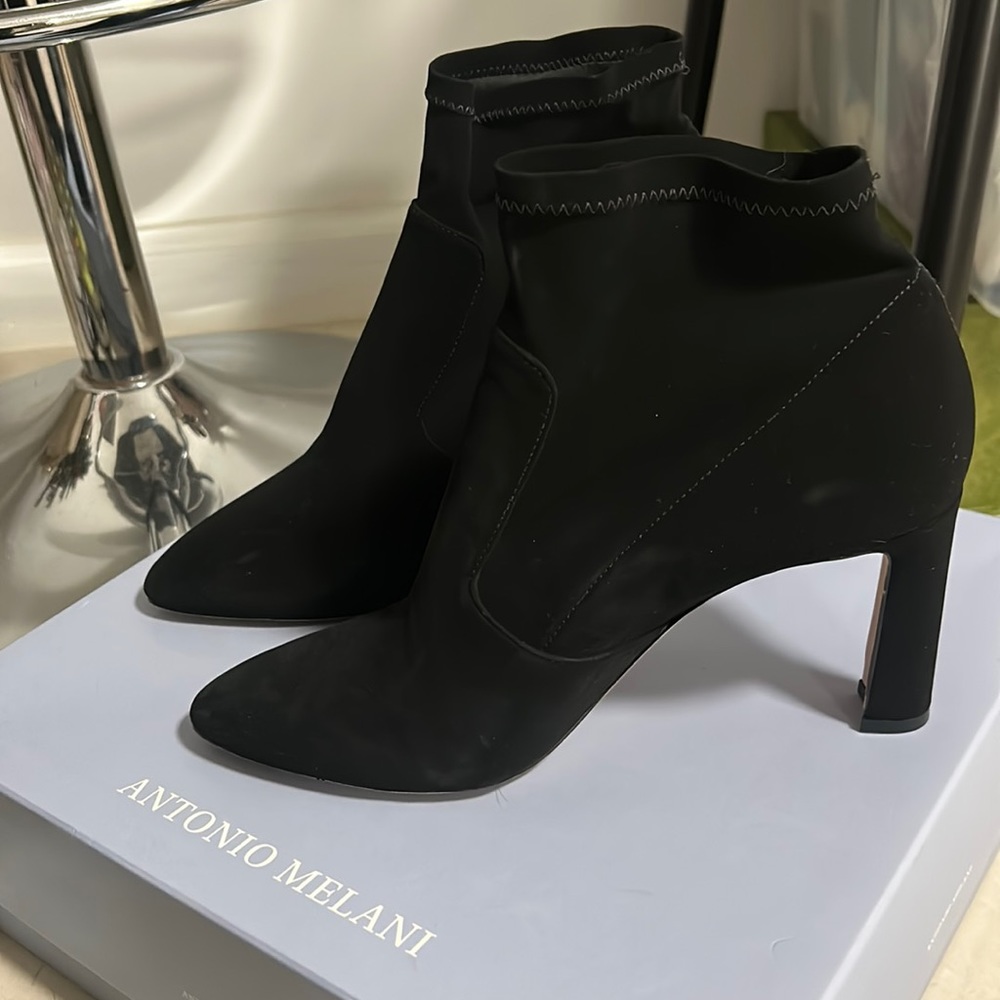 USED ANTONIO MELANI HEELS 👠😍